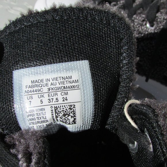 Converse Chuck Taylor All Star HighTop Gray Sherpa Platform Lugged Woman 7 NWT - Picture 10 of 11